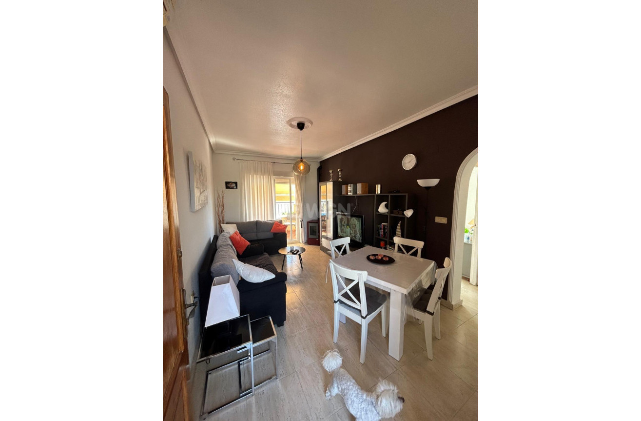 Odsprzedaż - Bungalow - Torrevieja - aguas nuevas