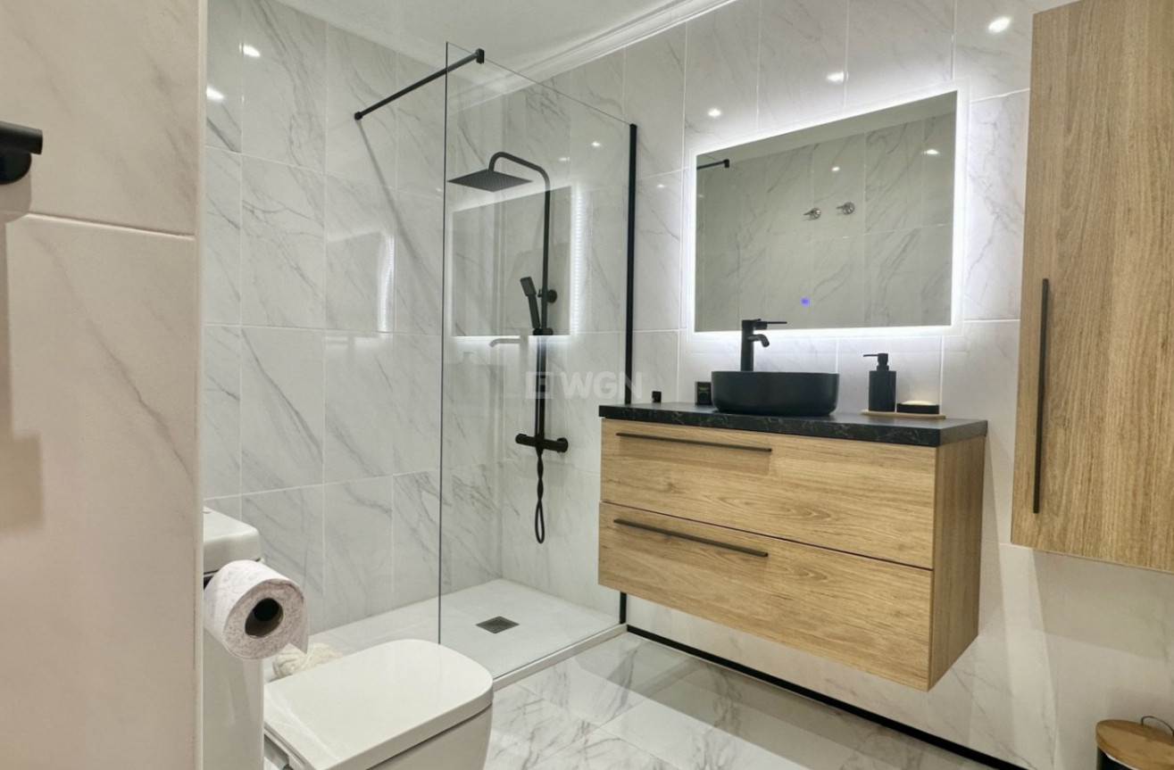 Odsprzedaż - Kamienica - Orihuela Costa - Costa Blanca