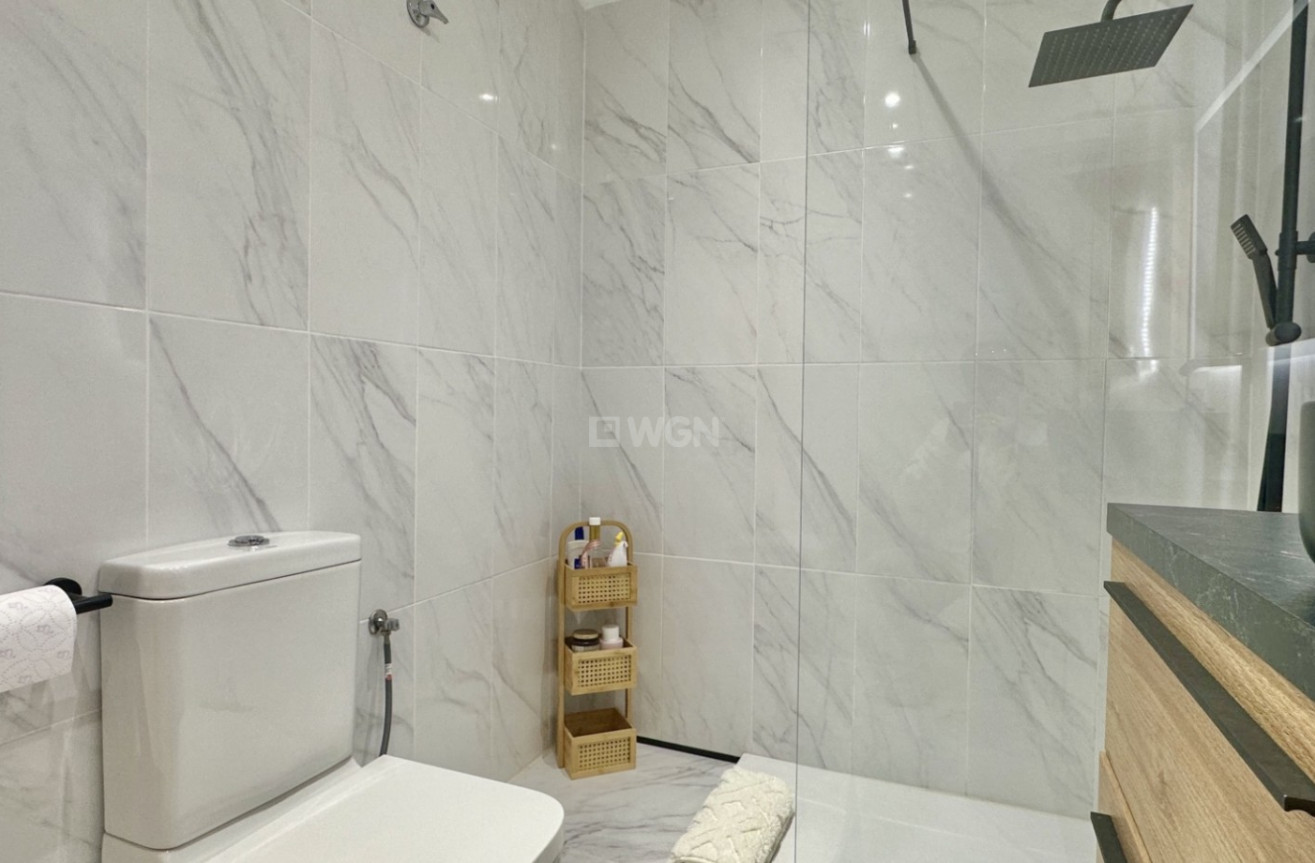 Odsprzedaż - Kamienica - Orihuela Costa - Costa Blanca