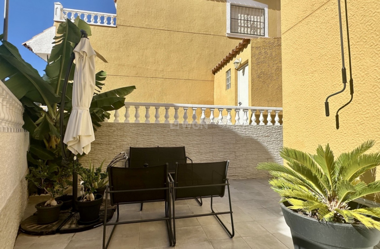 Odsprzedaż - Kamienica - Orihuela Costa - Costa Blanca