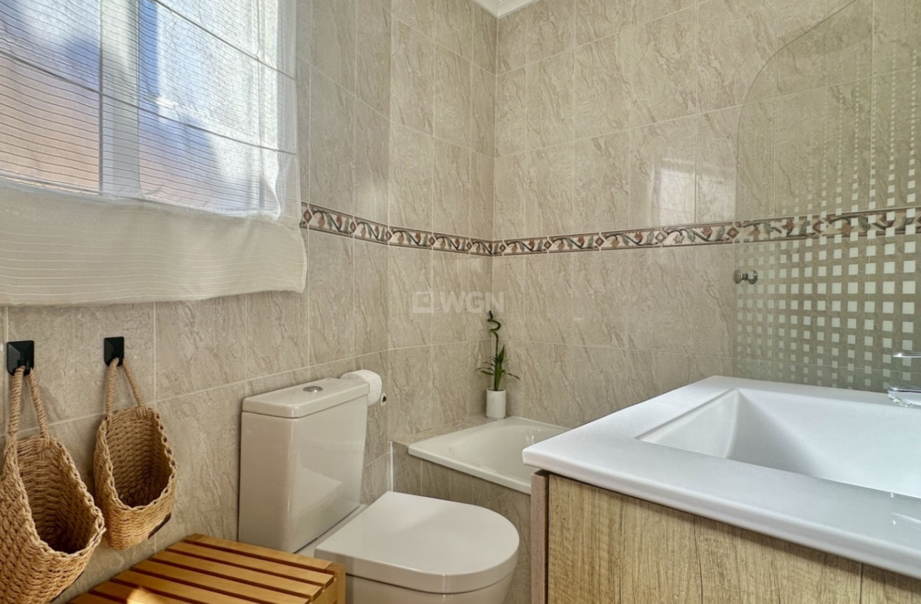 Odsprzedaż - Kamienica - Orihuela Costa - Costa Blanca