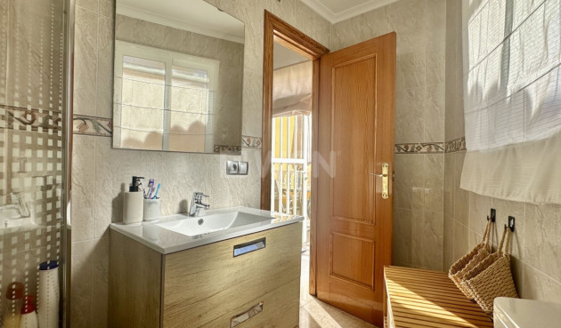 Odsprzedaż - Kamienica - Orihuela Costa - Costa Blanca