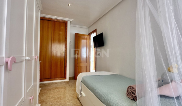 Odsprzedaż - Kamienica - Orihuela Costa - Costa Blanca