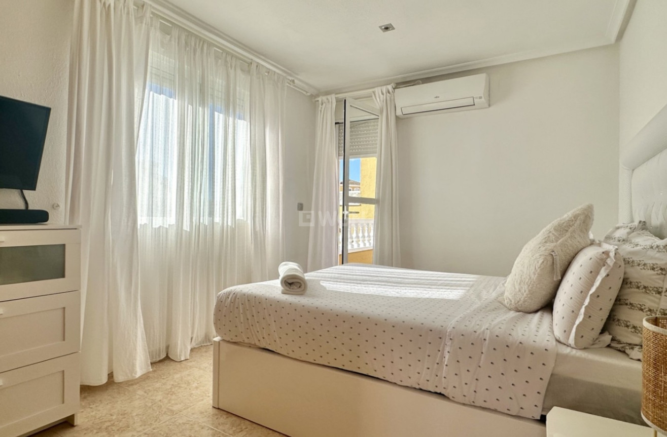 Odsprzedaż - Kamienica - Orihuela Costa - Costa Blanca