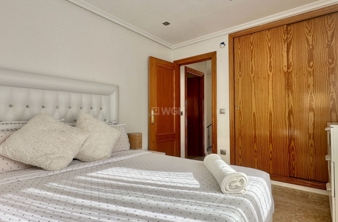 Odsprzedaż - Kamienica - Orihuela Costa - Costa Blanca