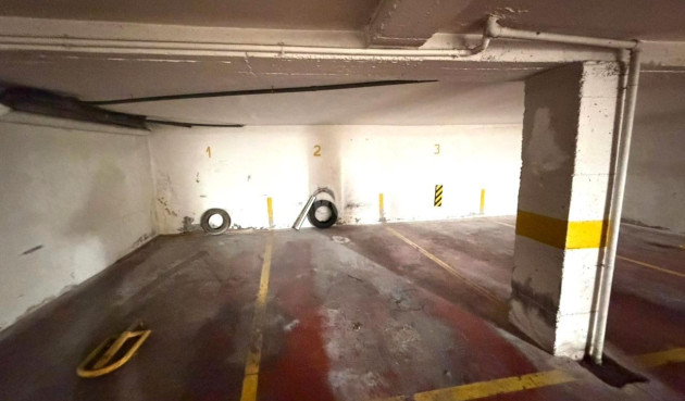 Odsprzedaż - Mieszkanie w bloku - Torrevieja - Playa del Cura