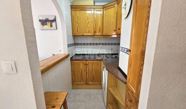 Odsprzedaż - Mieszkanie w bloku - Torrevieja - Acequion