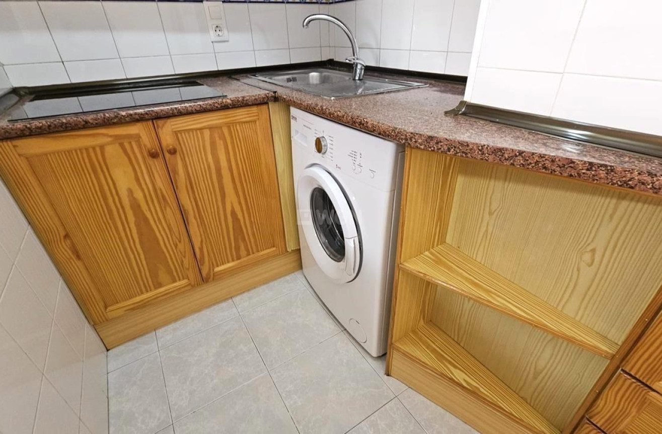 Odsprzedaż - Mieszkanie w bloku - Torrevieja - Acequion