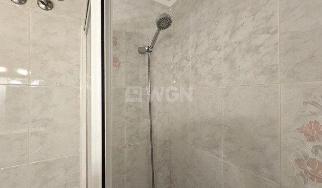 Odsprzedaż - Mieszkanie w bloku - Torrevieja - Acequion