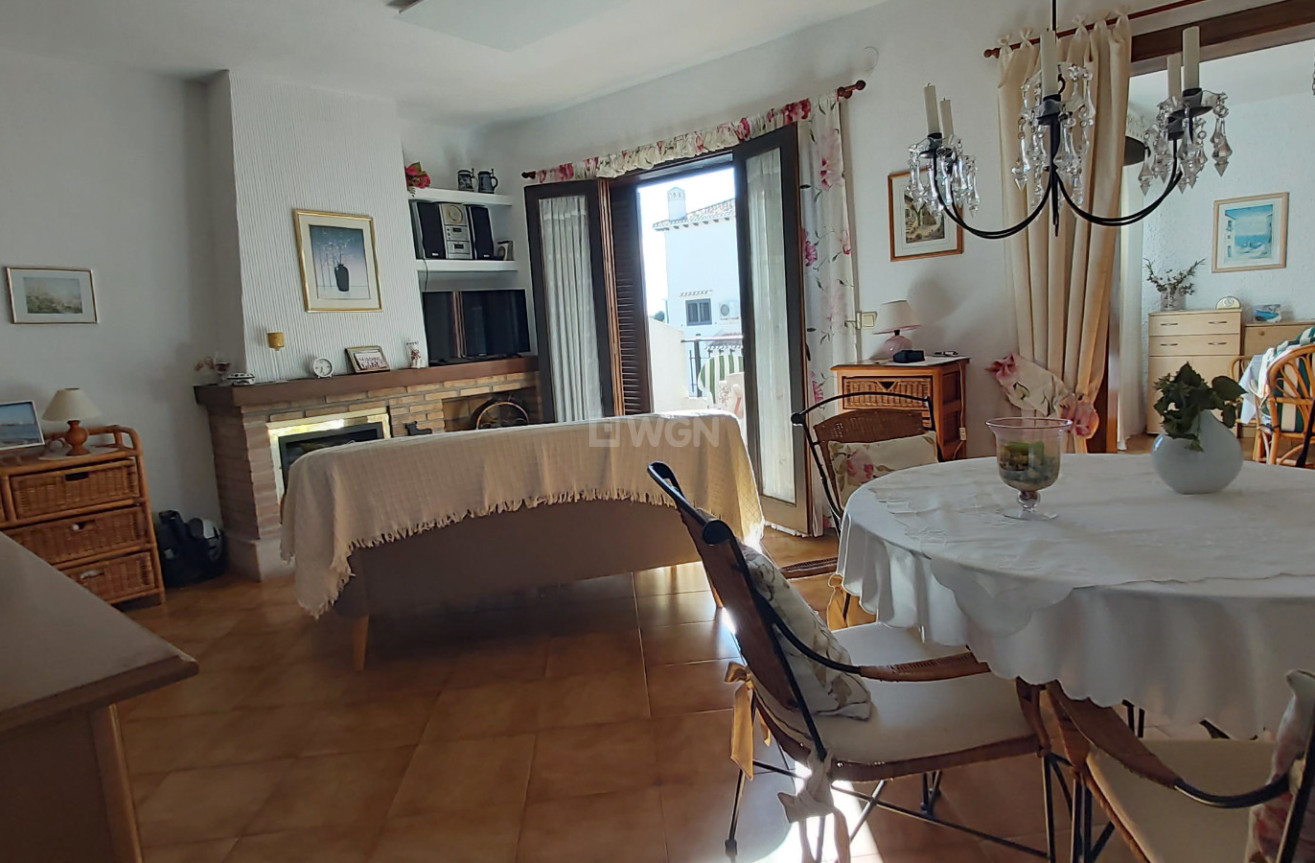 Odsprzedaż - Mieszkanie w bloku - Cabo Roig - Costa Blanca