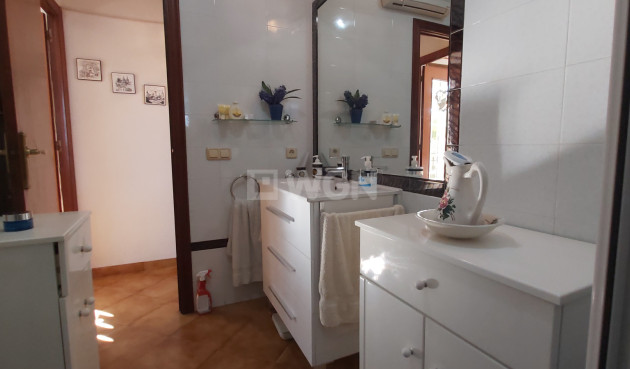 Odsprzedaż - Mieszkanie w bloku - Cabo Roig - Costa Blanca