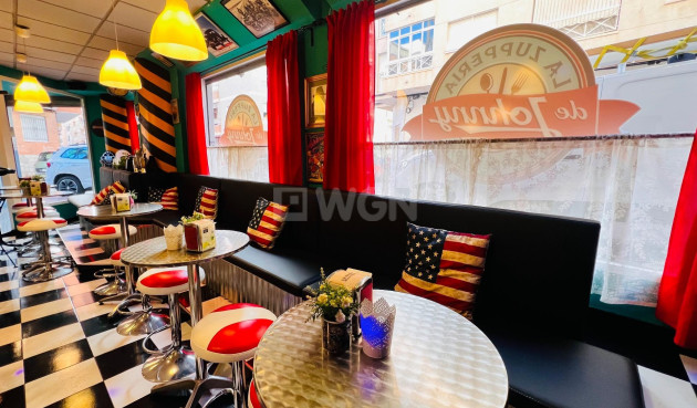 Wiederverkauf - Kommerziell - Torrevieja