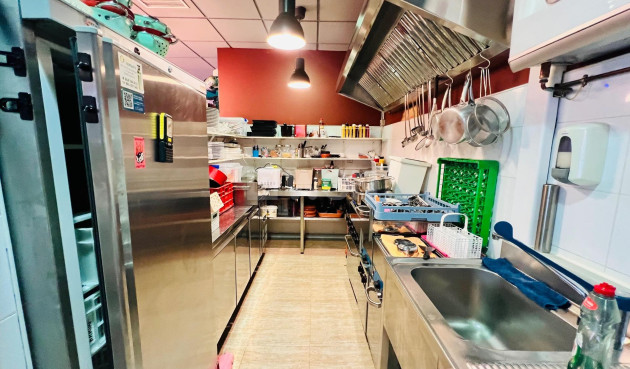 Wiederverkauf - Kommerziell - Torrevieja