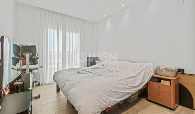 Resale - Villa - La Finca Golf Resort - Inland