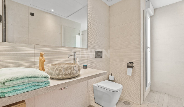 Resale - Villa - La Finca Golf Resort - Inland