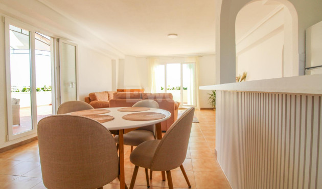 Odsprzedaż - Mieszkanie w bloku - Torrevieja - Costa Blanca