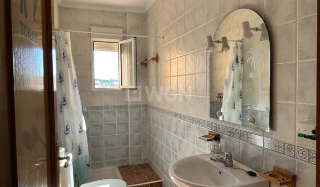 Odsprzedaż - Mieszkanie w bloku - Jacarilla - Inland