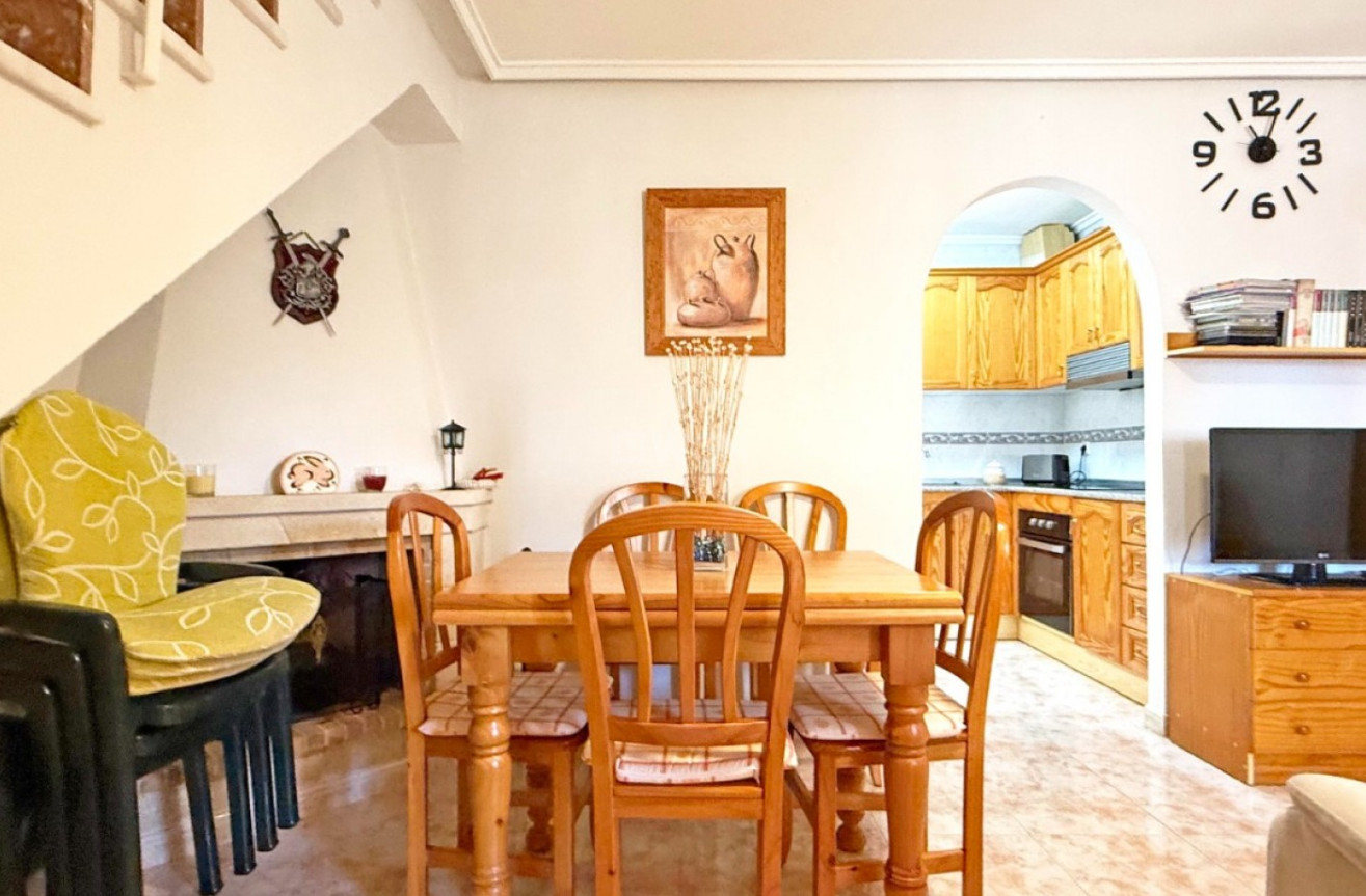 Odsprzedaż - Kamienica - Orihuela Costa - Costa Blanca