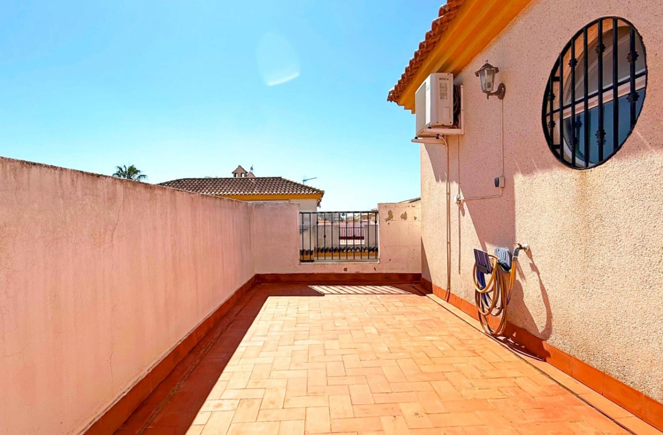 Odsprzedaż - Kamienica - Orihuela Costa - Costa Blanca