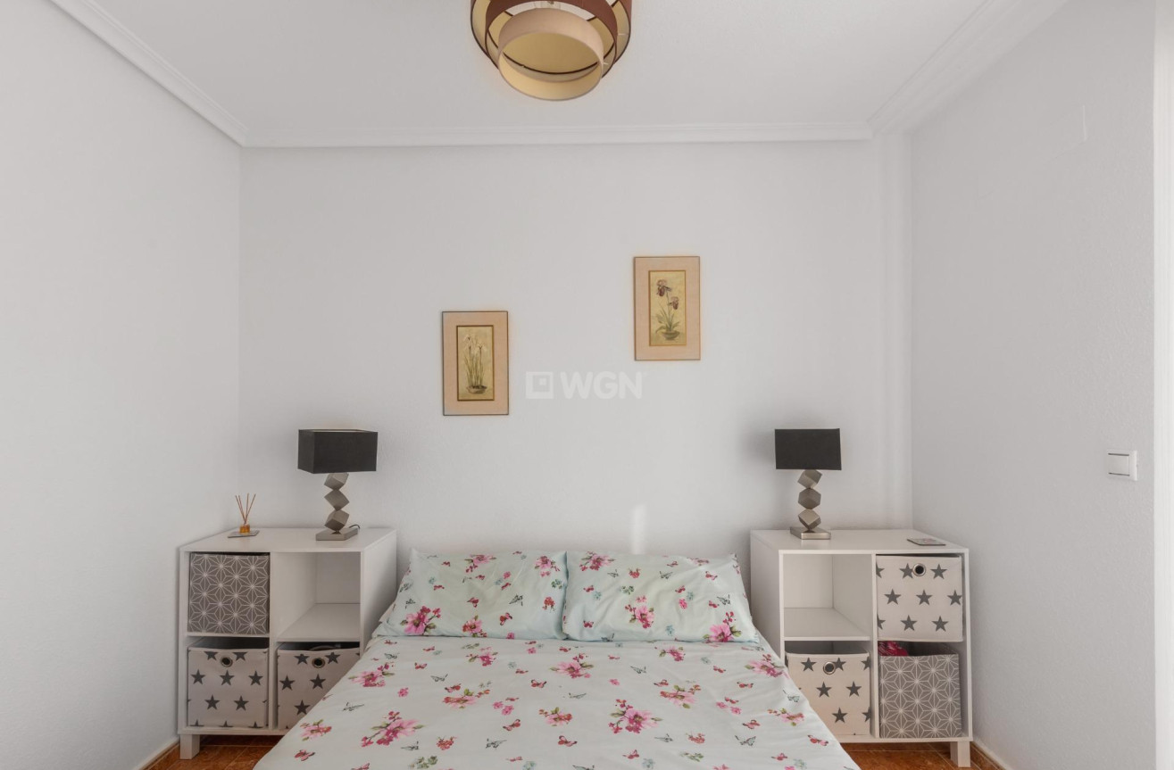 Odsprzedaż - Villa - Orihuela Costa - PAU 8