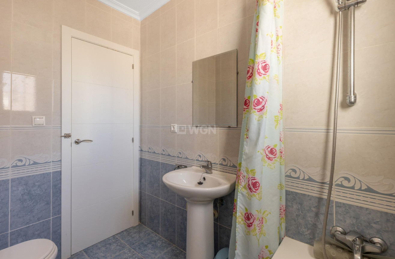 Odsprzedaż - Villa - Orihuela Costa - PAU 8