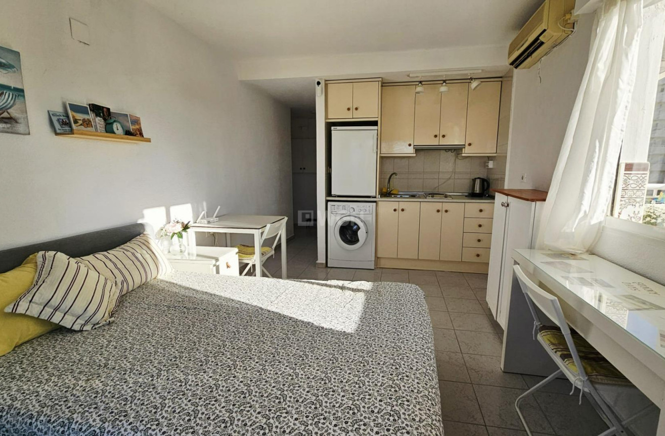 Odsprzedaż - Mieszkanie w bloku - Torrevieja - Torreblanca