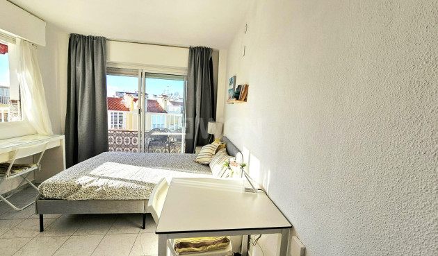 Odsprzedaż - Mieszkanie w bloku - Torrevieja - Torreblanca