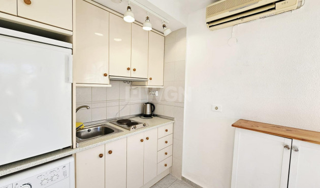 Odsprzedaż - Mieszkanie w bloku - Torrevieja - Torreblanca