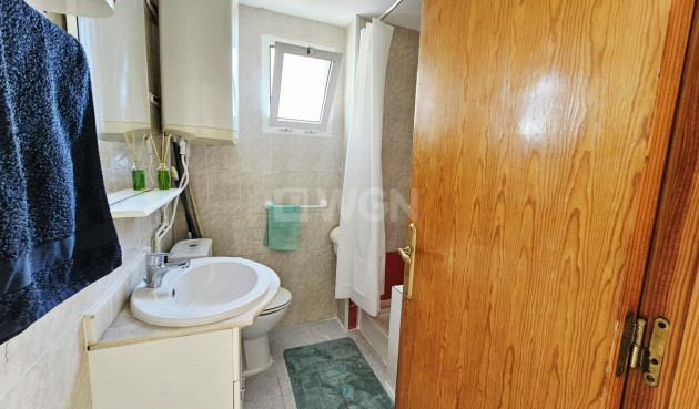 Odsprzedaż - Mieszkanie w bloku - Torrevieja - Torreblanca