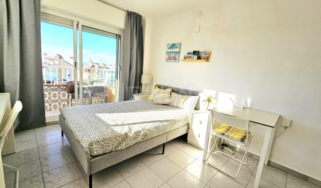 Odsprzedaż - Mieszkanie w bloku - Torrevieja - Torreblanca