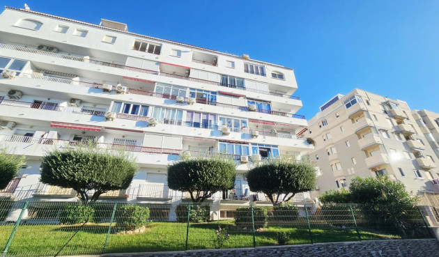 Odsprzedaż - Mieszkanie w bloku - Torrevieja - Torreblanca