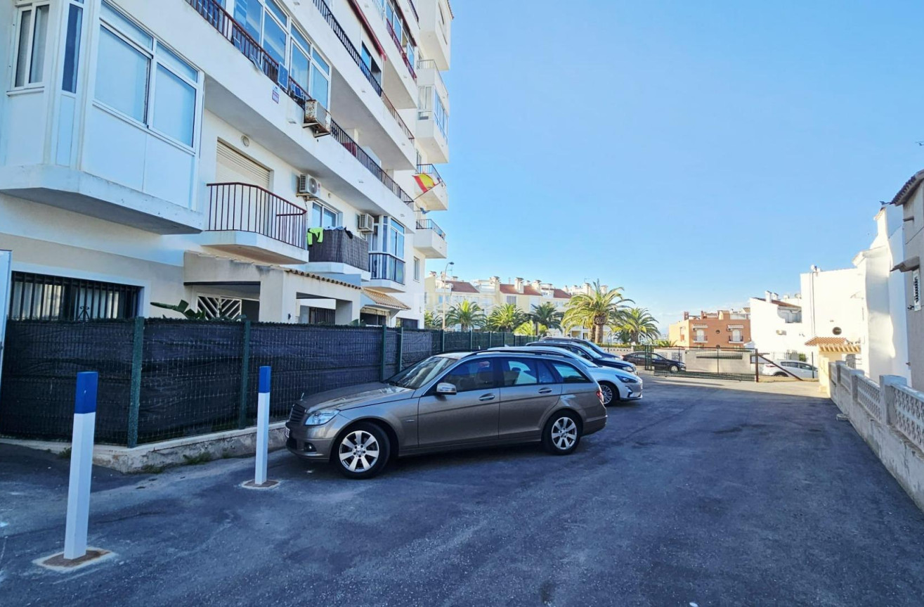 Odsprzedaż - Mieszkanie w bloku - Torrevieja - Torreblanca