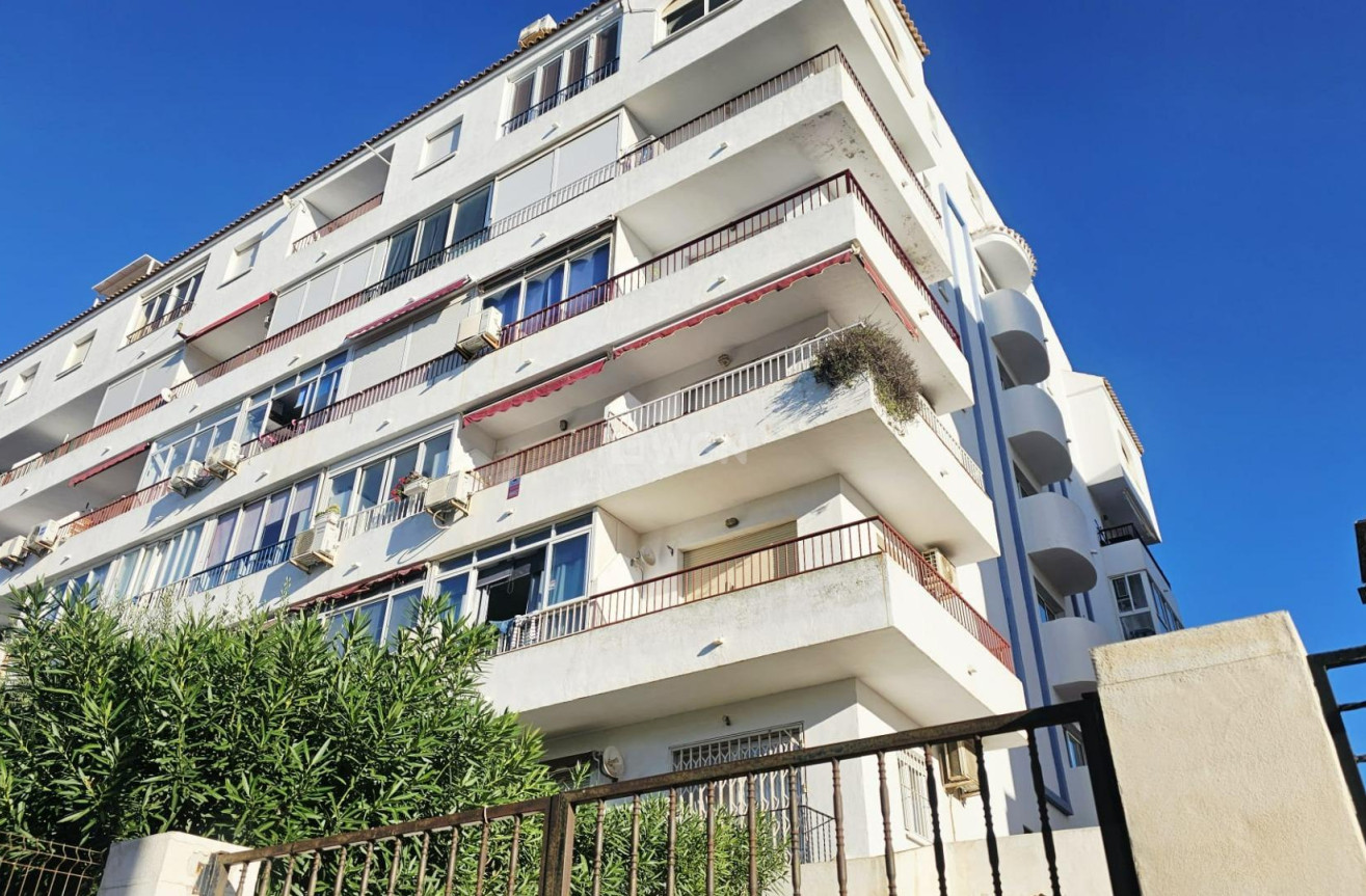 Odsprzedaż - Mieszkanie w bloku - Torrevieja - Torreblanca