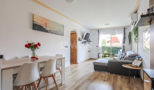 Odsprzedaż - Mieszkanie w bloku - Orihuela Costa - Playa Flamenca