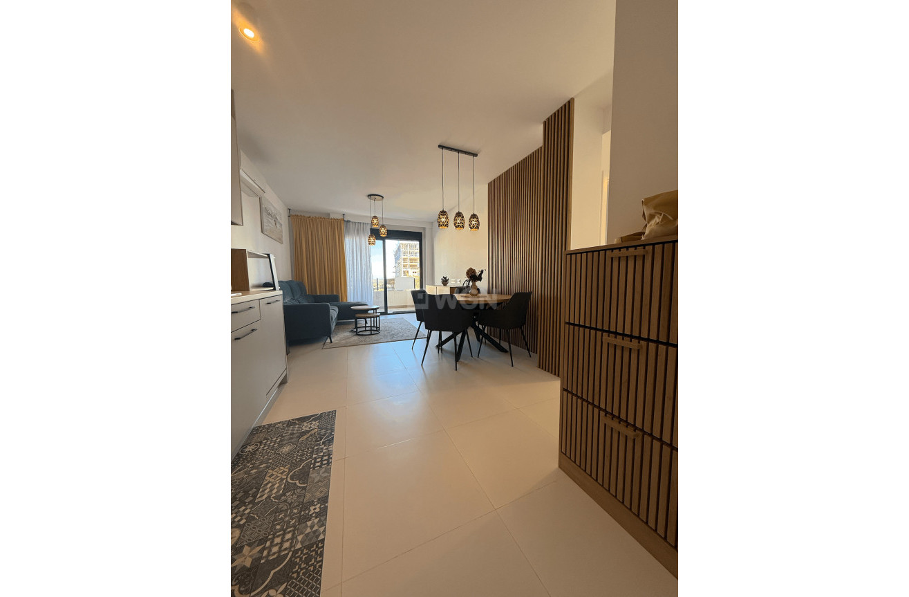 Odsprzedaż - Mieszkanie w bloku - San Miguel de Salinas - Inland