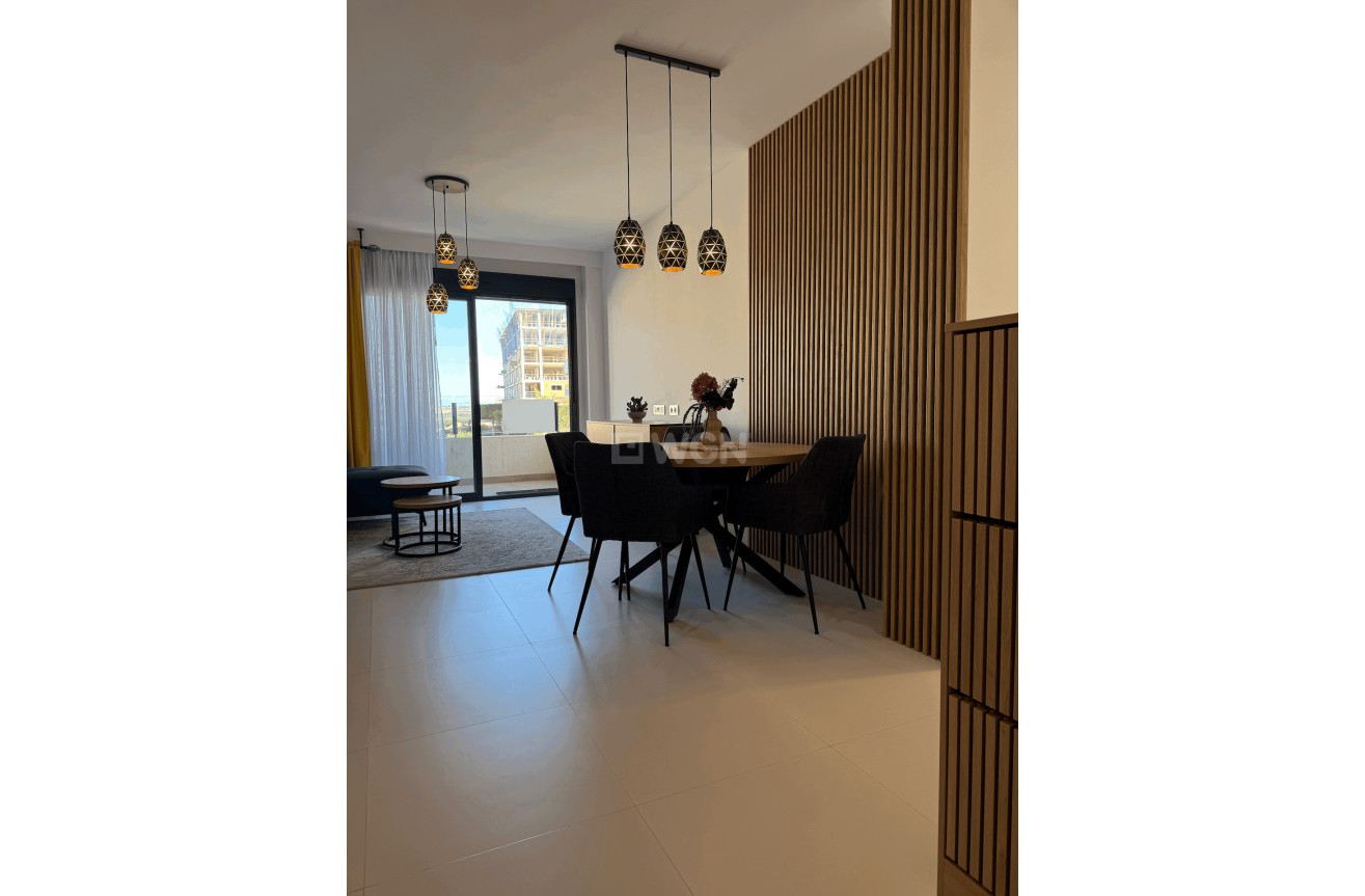 Odsprzedaż - Mieszkanie w bloku - San Miguel de Salinas - Inland