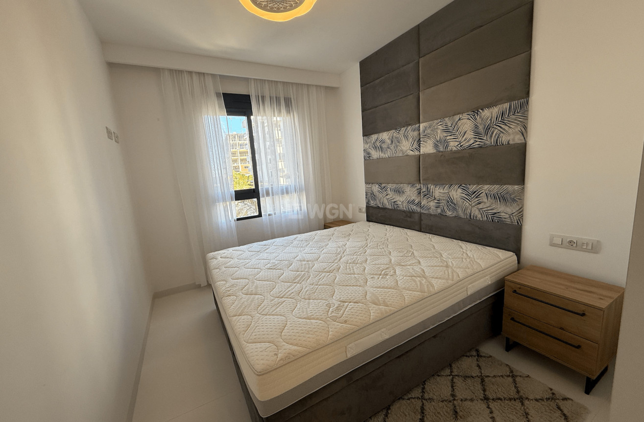 Odsprzedaż - Mieszkanie w bloku - San Miguel de Salinas - Inland