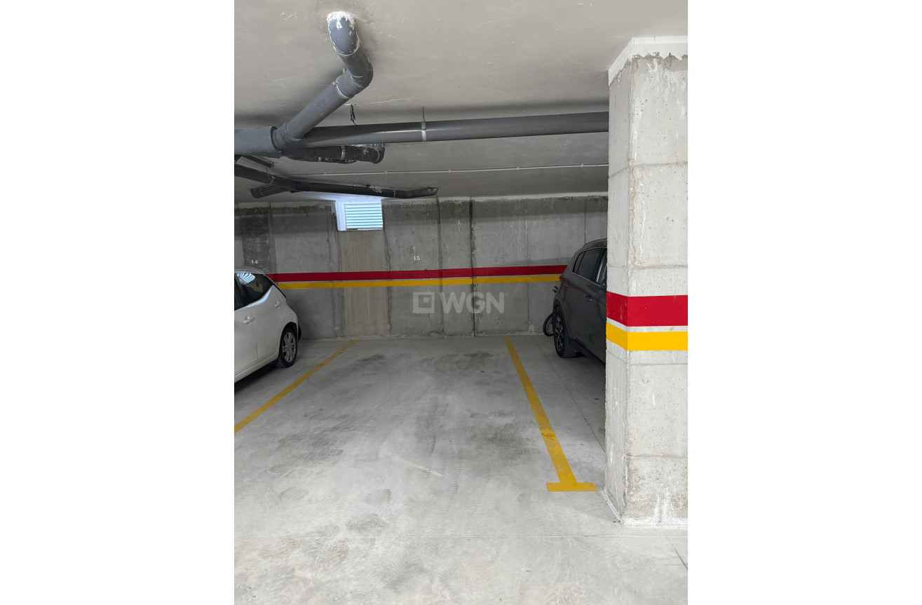 Odsprzedaż - Mieszkanie w bloku - San Miguel de Salinas - Inland