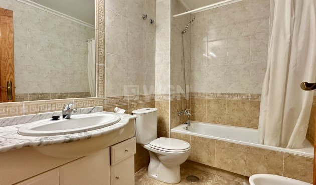 Odsprzedaż - Mieszkanie w bloku - Orihuela Costa - Costa Blanca