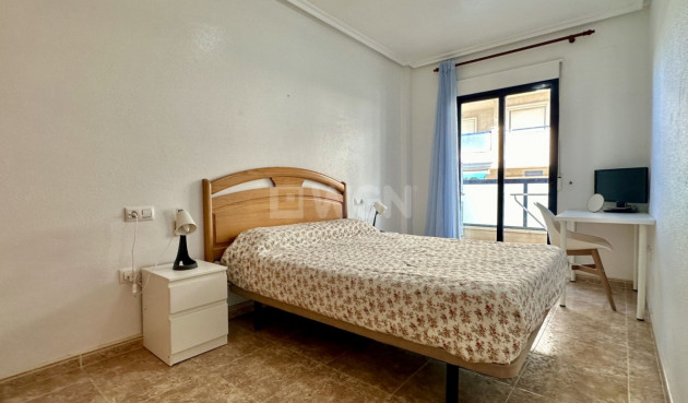 Odsprzedaż - Mieszkanie w bloku - Orihuela Costa - Costa Blanca