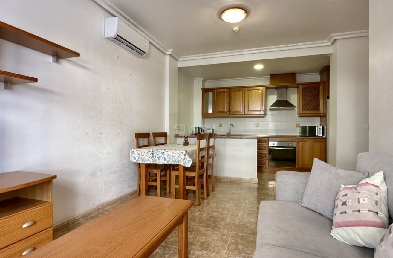 Odsprzedaż - Mieszkanie w bloku - Orihuela Costa - Costa Blanca