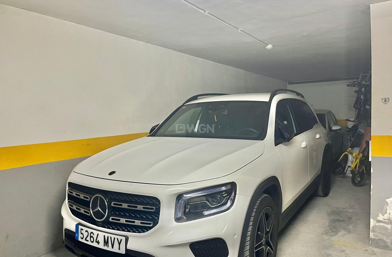 Odsprzedaż - Mieszkanie w bloku - Torrevieja - Centro