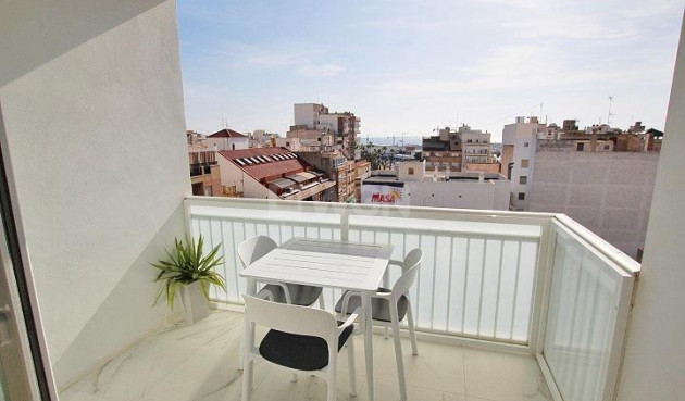 Reventa - Apartamento / piso - Torrevieja