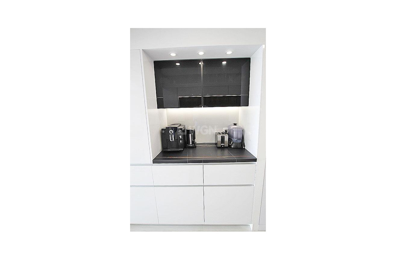 Reventa - Apartamento / piso - Torrevieja