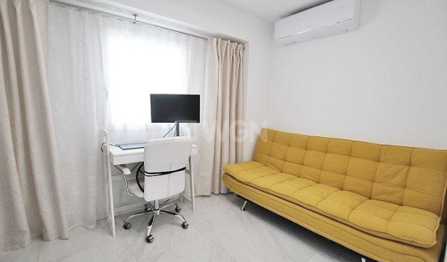 Reventa - Apartamento / piso - Torrevieja