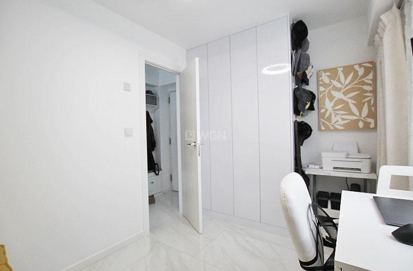 Reventa - Apartamento / piso - Torrevieja