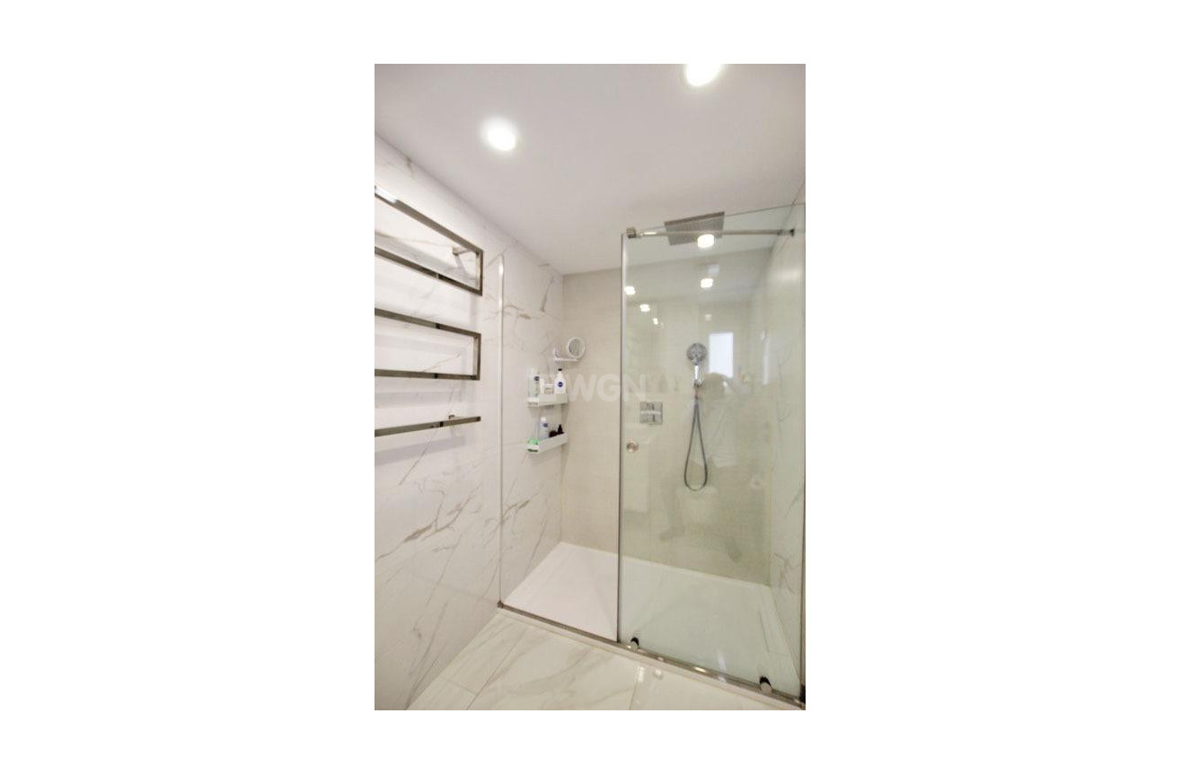 Reventa - Apartamento / piso - Torrevieja