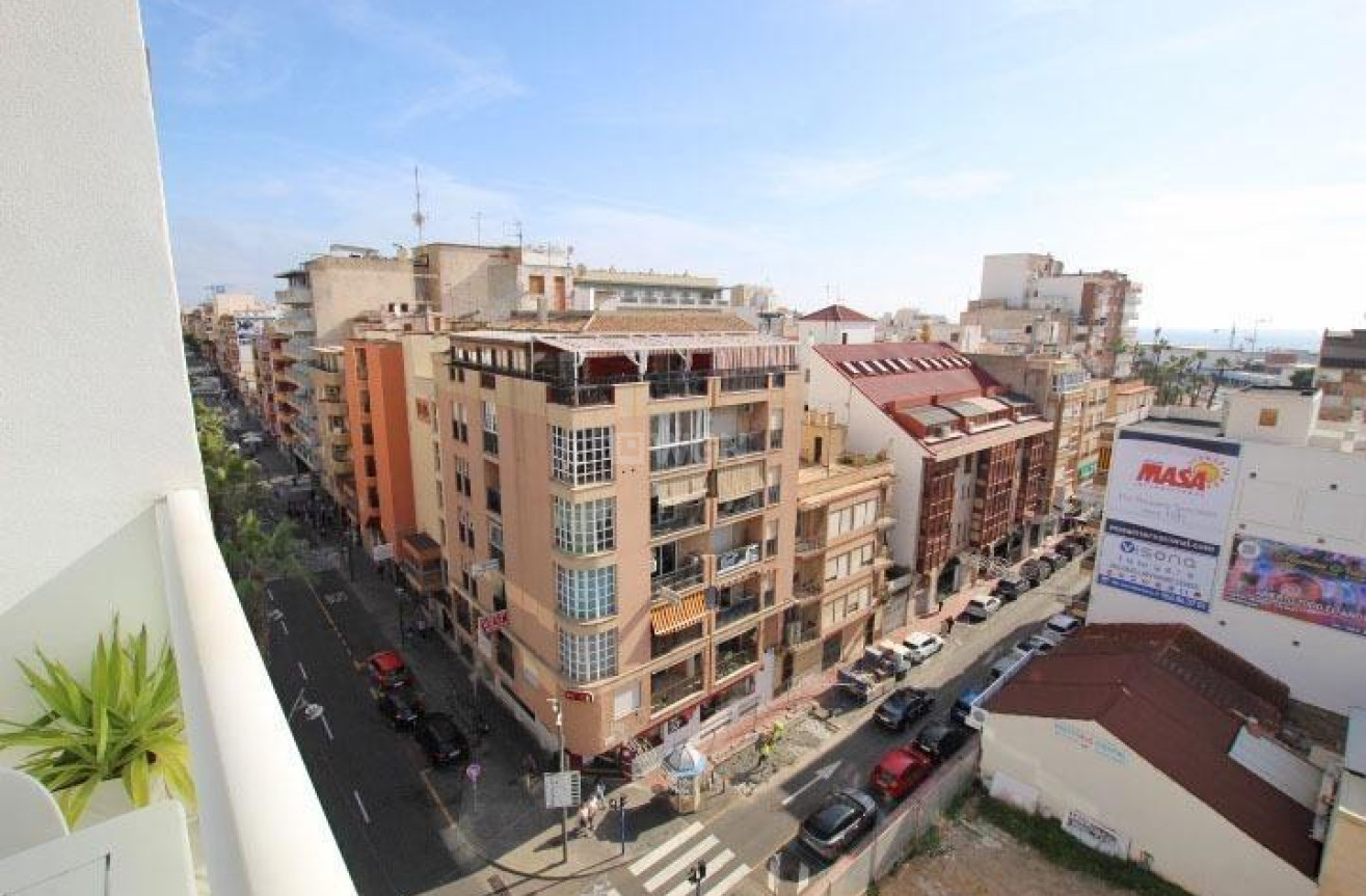 Reventa - Apartamento / piso - Torrevieja