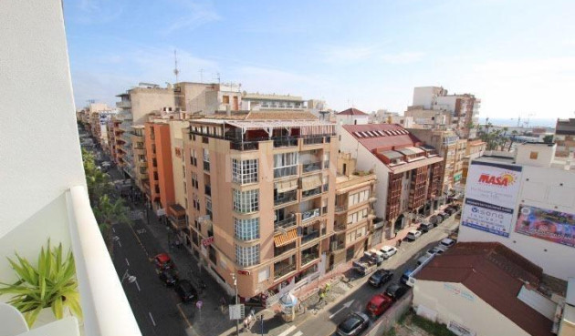 Reventa - Apartamento / piso - Torrevieja