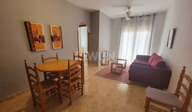 Odsprzedaż - Mieszkanie w bloku - Torrevieja - Playa del Cura